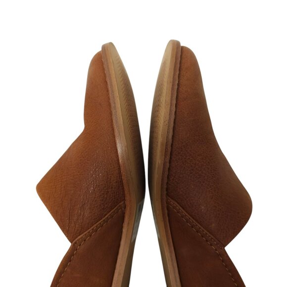 Clarks Pure Easy Leather Loafer Womens Size 6M Slip On Comfort Shoes Tan - Picture 13 of 16